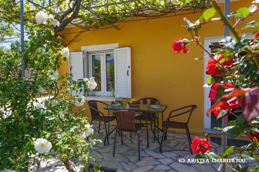 Adonino Residence-The House Of Pomegranates Lakíthra Eksteriør bilde