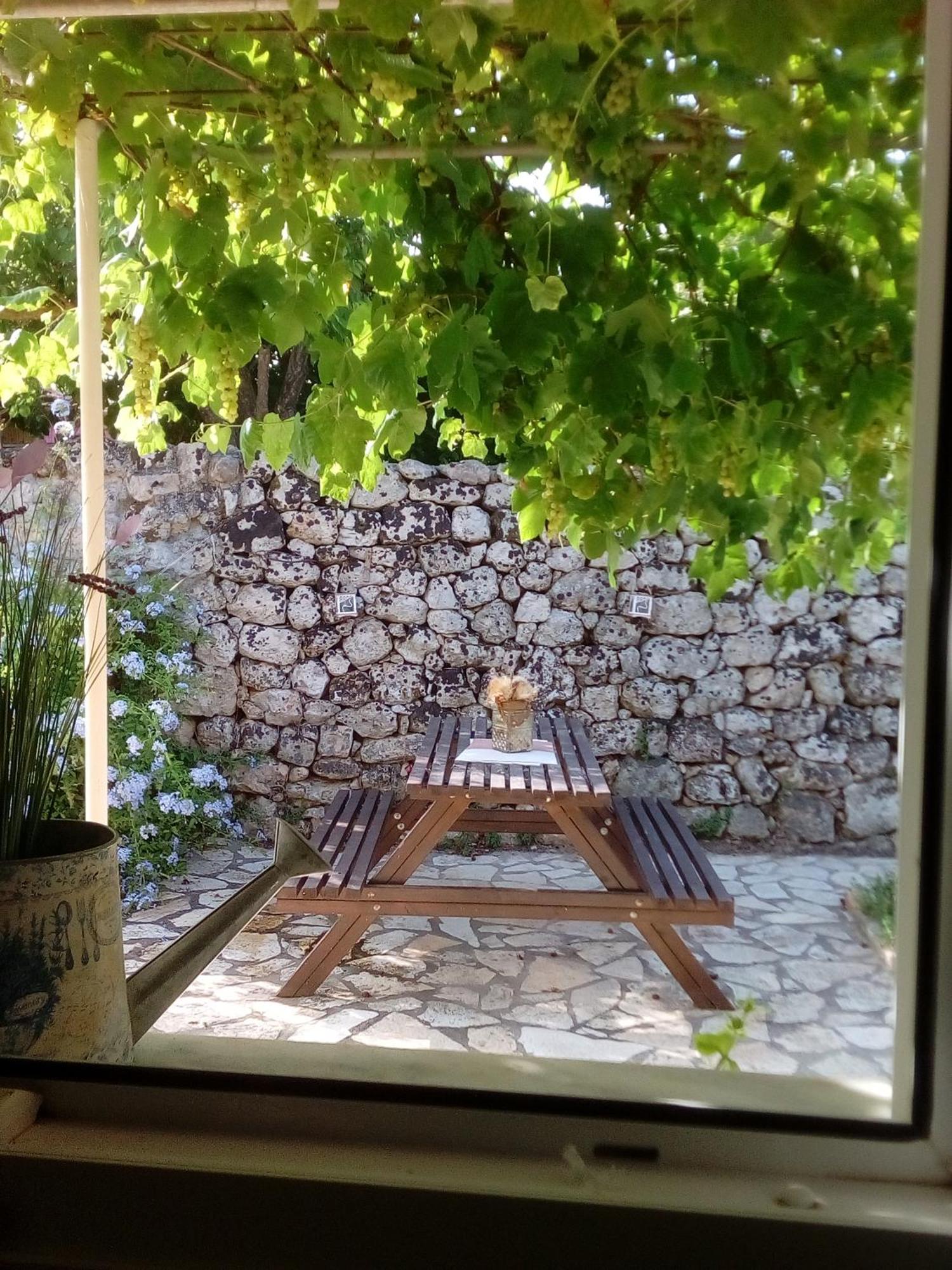 Adonino Residence-The House Of Pomegranates Lakíthra Eksteriør bilde